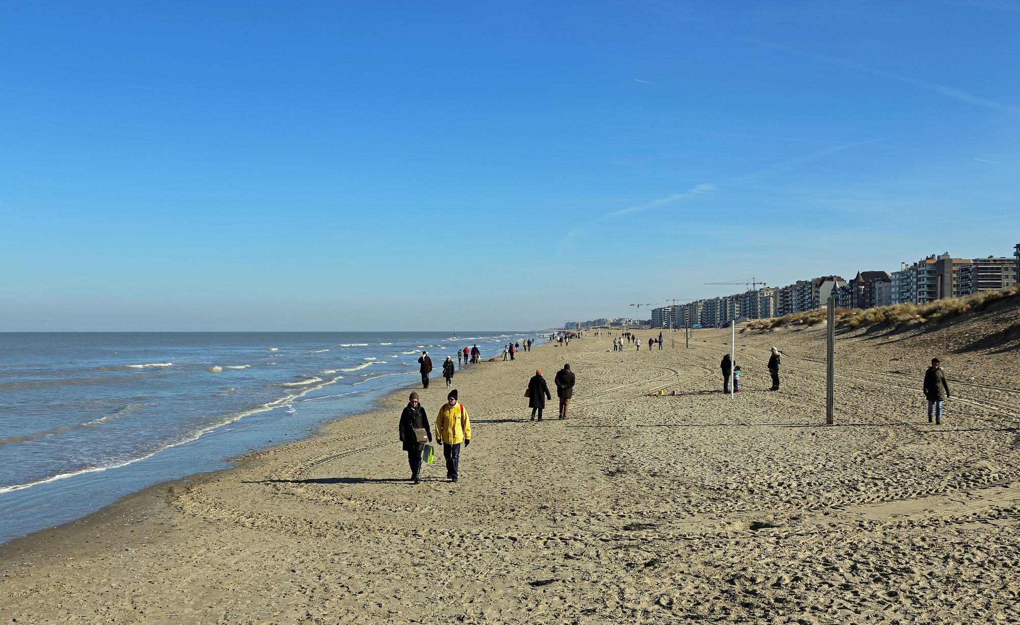 Breed strand van De Panne